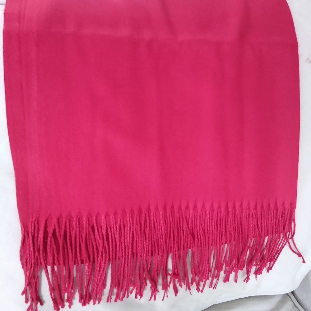 Set of 5 new Pashmina wraps!